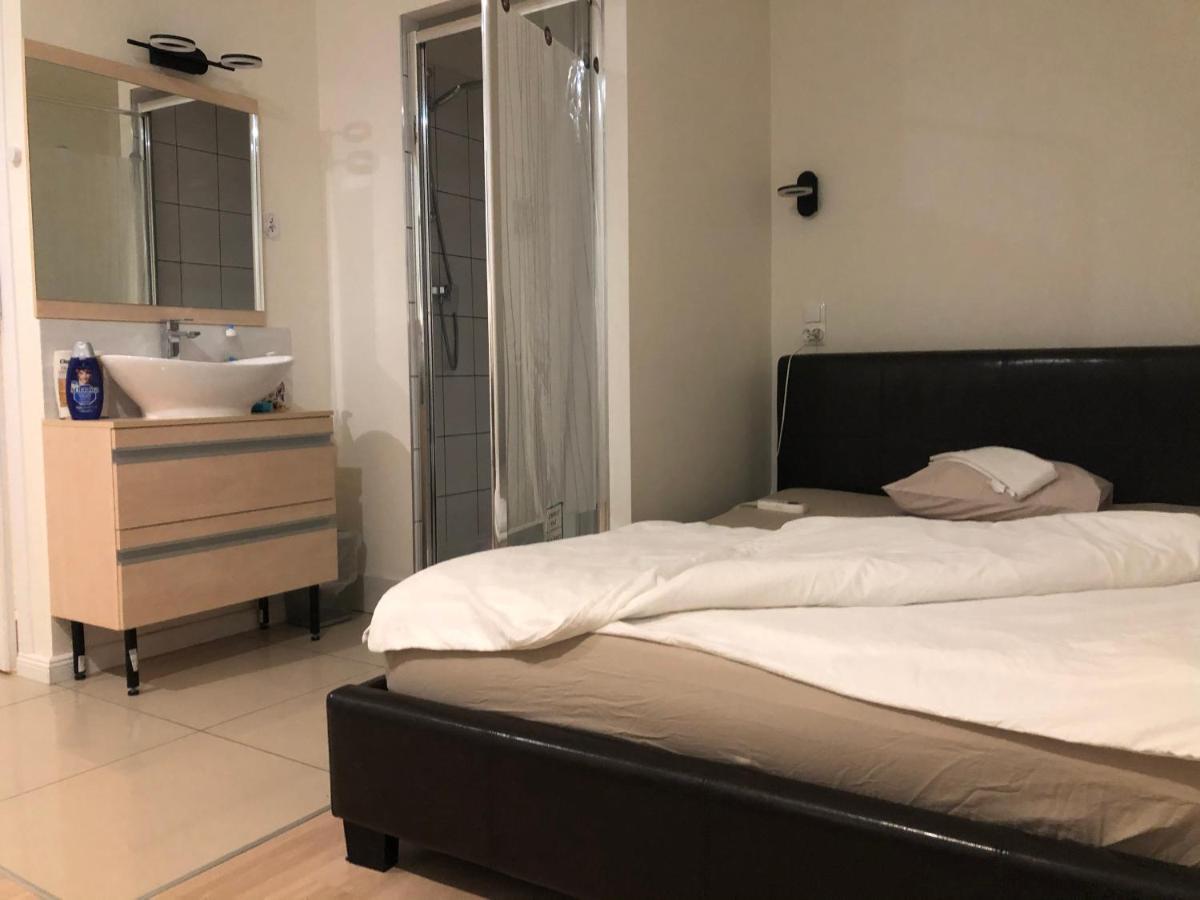 Mini Studio A Bed4U Late Check In لوبلين المظهر الخارجي الصورة